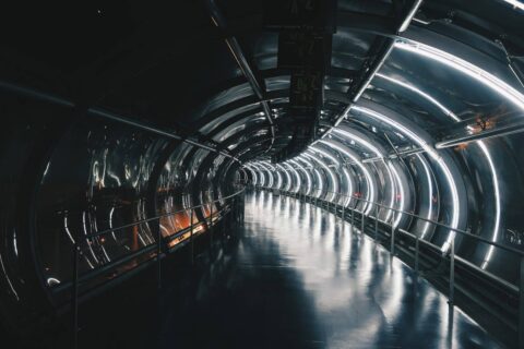 Tunnel futuriste